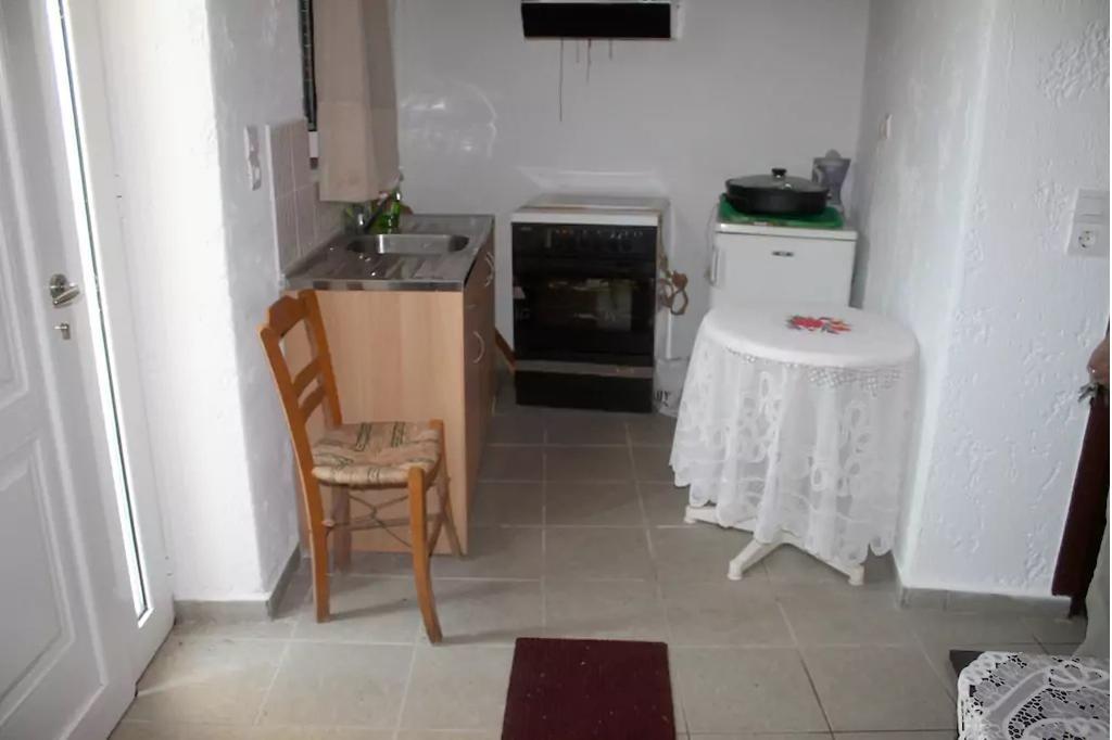 Apartment Vrises Neapoli  Bagian luar foto